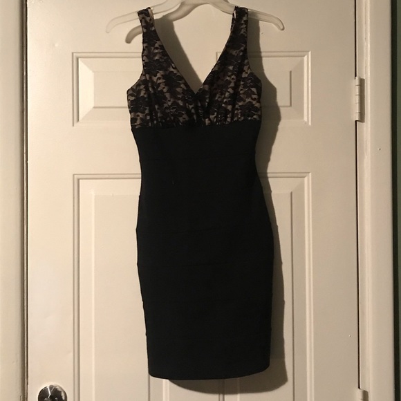 Dresses & Skirts - Dress